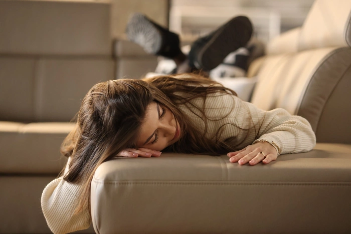 Narożnik Malta rozkładany z funkcją spania i pojemnikiem na pościel